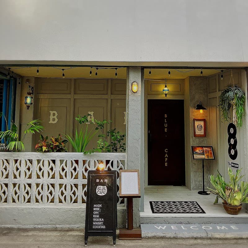 Blue Cafe Ishigakijima